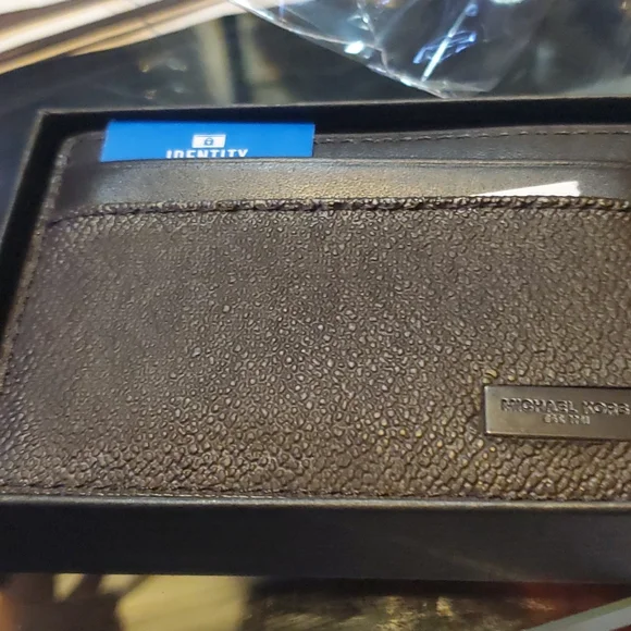 Michael kors deals reid